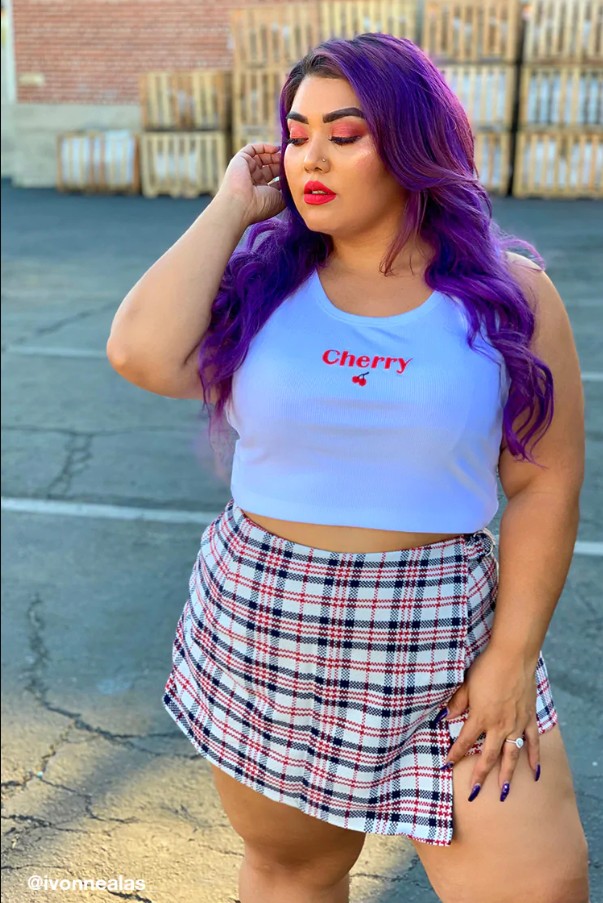 Some Tips For Wearing Crop Top For Plus Size Women